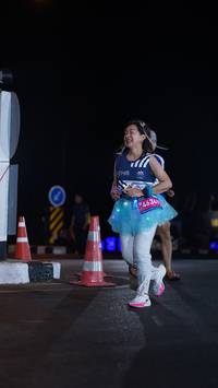 BIB: 1897
                            <button type="button" onclick="openModal(23167254)" class="btn btn-primary btn-sm float-right btn-popup" data-toggle="modal" data-target=".modal-high-quality">
                        <i class="fas fa-shopping-cart"></i> Add to Cart
                    </button>
                                            <button type="button" onclick="isThisMe(23167254, true)" class="btn btn-success btn-sm float-right btn-popup btn-isme hidden" data-toggle="tooltip" data-placement="bottom" title="นี่คือรูปของคุณใช่ไหม คลิกที่นี่เพื่อเอาเข้าอัลบั้ม">
                        <i class="fas fa-plus"></i> Add to album
                    </button>
                    <button type="button" onclick="isThisMe(23167254, false)" class="btn btn-warning btn-sm float-right btn-popup btn-isnotme hidden">
                        <i class="fas fa-ban"></i> Remove from album
                    </button>